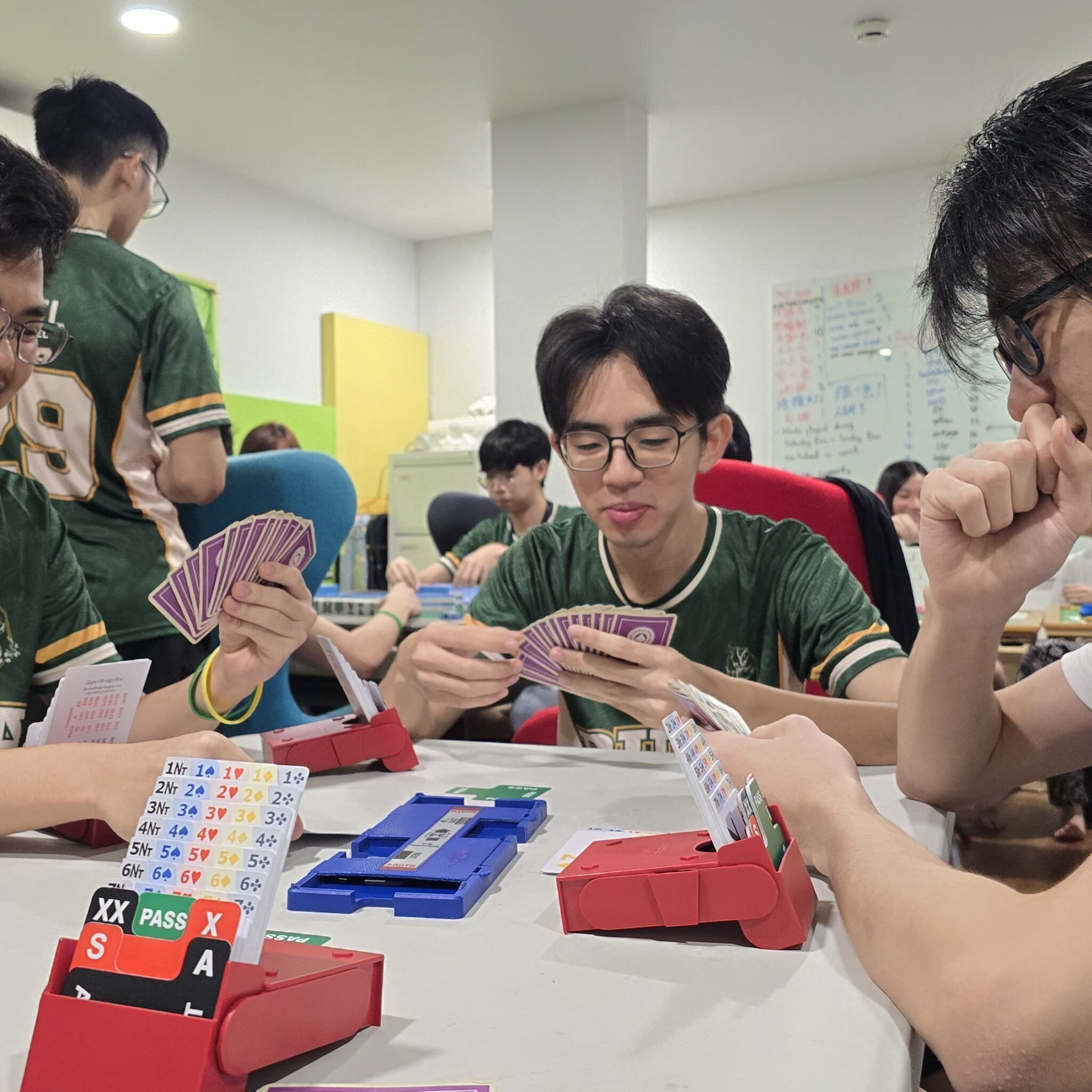 Contract-Bridge-2048x2048